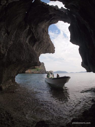 アプリットアイランドリゾート｜Apulit Island Resort |洞窟探検