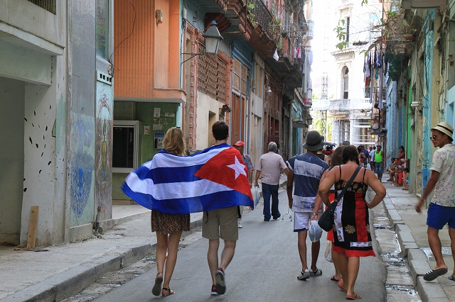 キューバ旅行の時期、穴場ツアーやおすすめ都市への予算や費用の相場が分かる