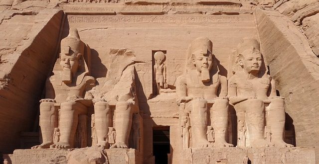 エジプト旅行のオリジナル海外オーダーメイドツアーは新婚旅行・ハネムーン計画の費用・予算をグラージュはお値打ちお見積もりします