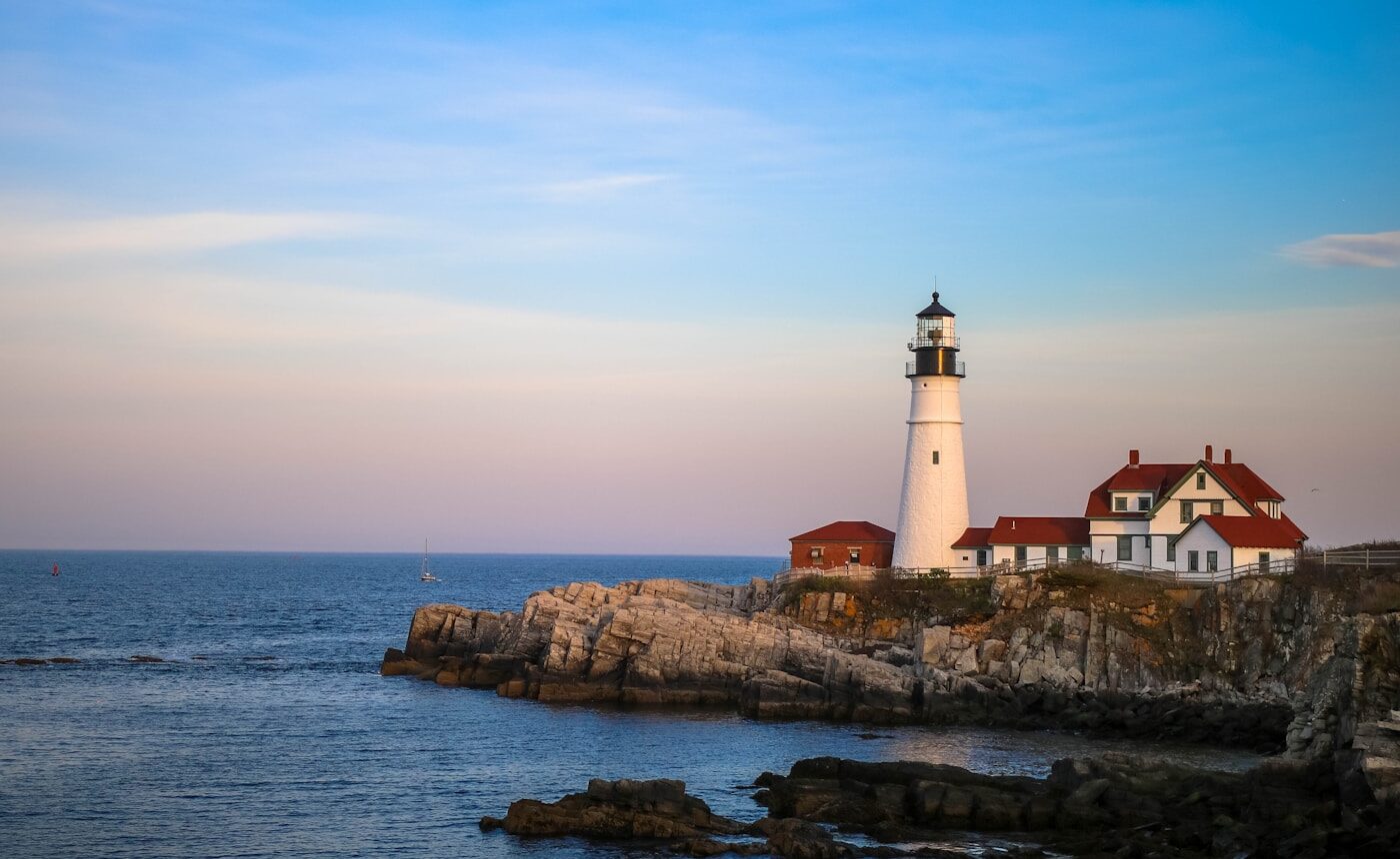 ニューイングランド(New England)は、アメリカ合衆国北東部の6州