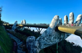 神の手、ダナン・バーナーヒルズ（ゴールデンブリッジ）