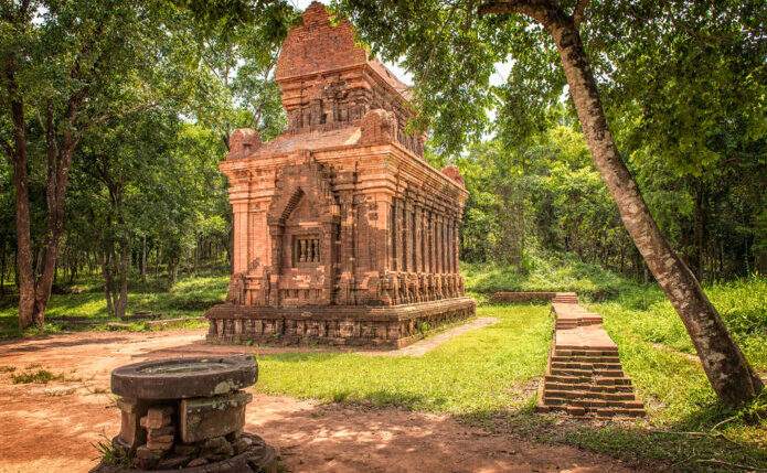 ミーソン遺跡はチャンパ王国の遺跡。
